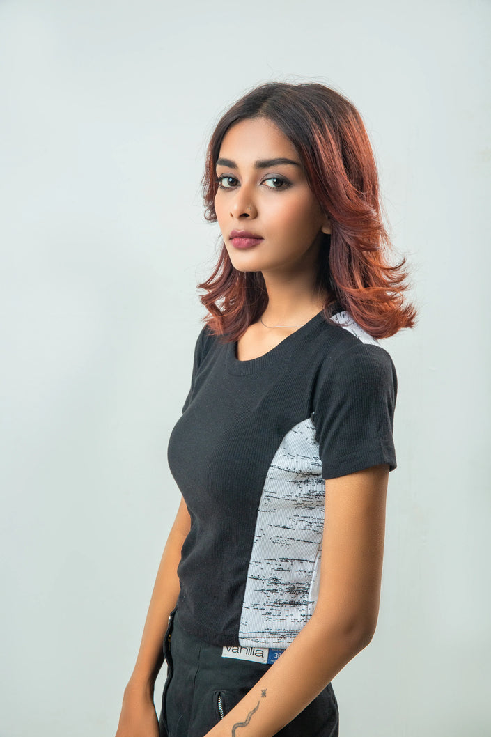 Color Block Cropped T shirt